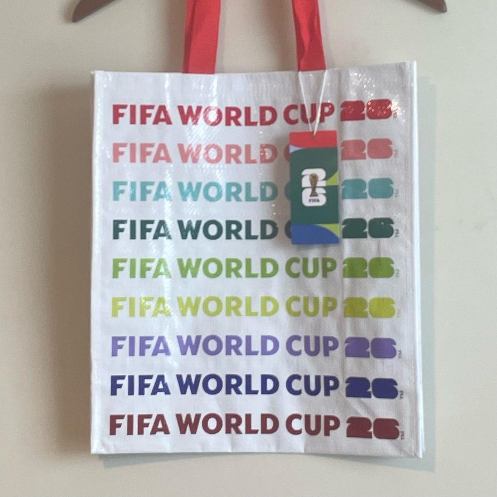 FIFA World Cup 2026 Tote Bag Reusable
Shopping Bag Collectible Souvenir NEW